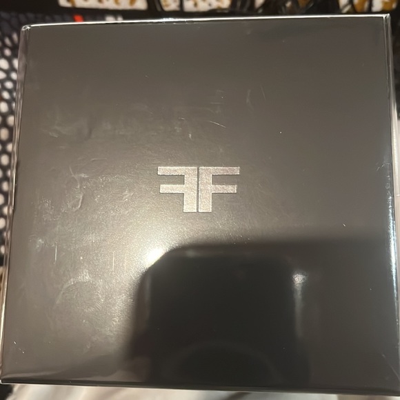 Laboratories Filorga Scrub & Mask Reoxygenating Exfoliating Mask - Picture 4 of 4